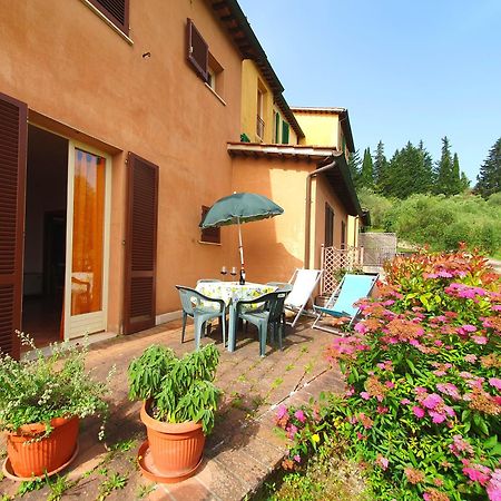 Residence Le Meridiane Сиена Екстериор снимка