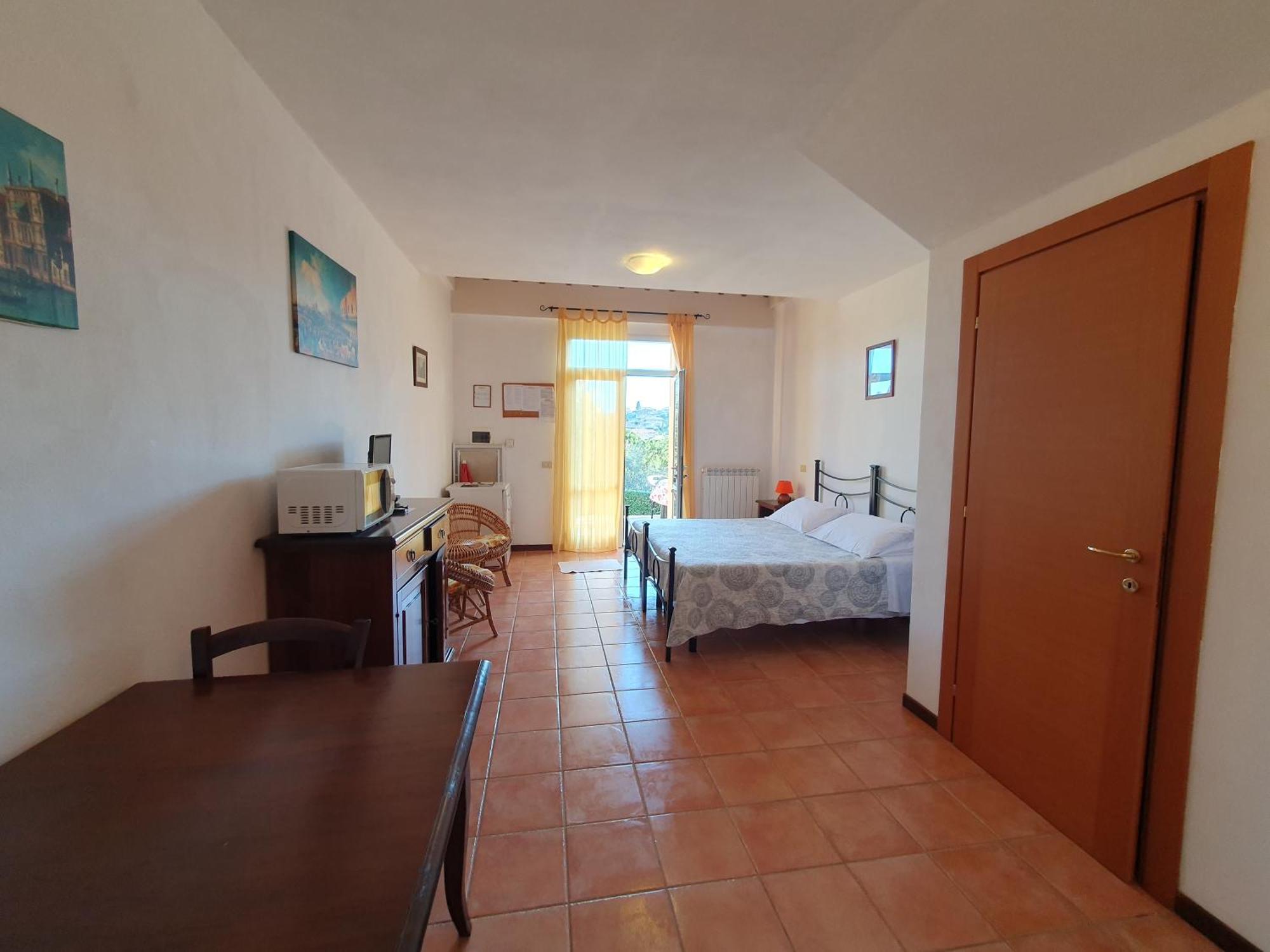 Residence Le Meridiane Сиена Екстериор снимка